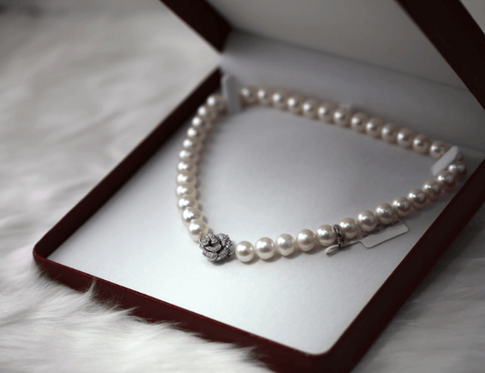 HOW TO CLEAN YOUR JEWELRY: THE DOS AND DONT’S
